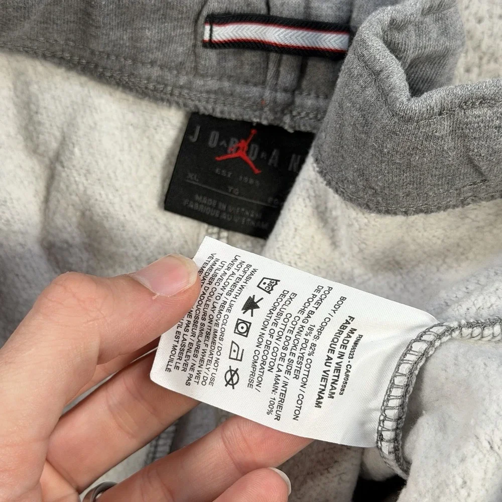 Nike Air Jordan Shorts Men XL Grey Fleece Jumpman Drawstring Sweat Gym Essential